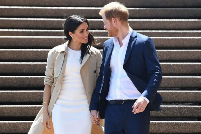 Meghan Markle teria cometido assédio moral durante período na família real