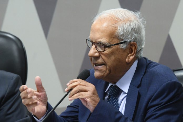 Senador defende o fim do foro privilegiado para acabar com ‘protagonismo do Supremo’