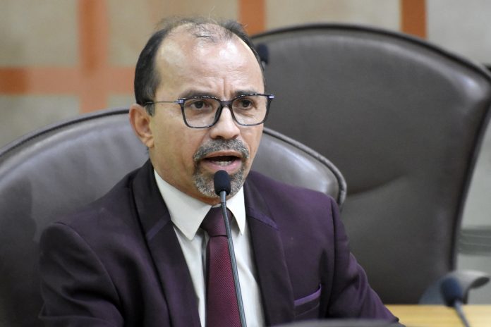 TSE torna votos para Sandro Pimentel nulos e determina recontagem nas Eleições 2018 para deputado estadual