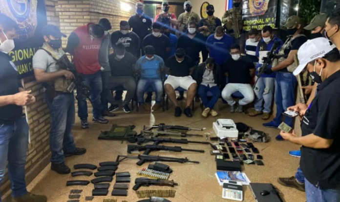 Integrantes do PCC são presos durante reunião no Paraguai