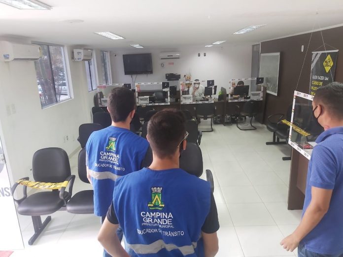 STTP atende pela internet após servidores testarem positivo para Covid-19, em Campina Grande