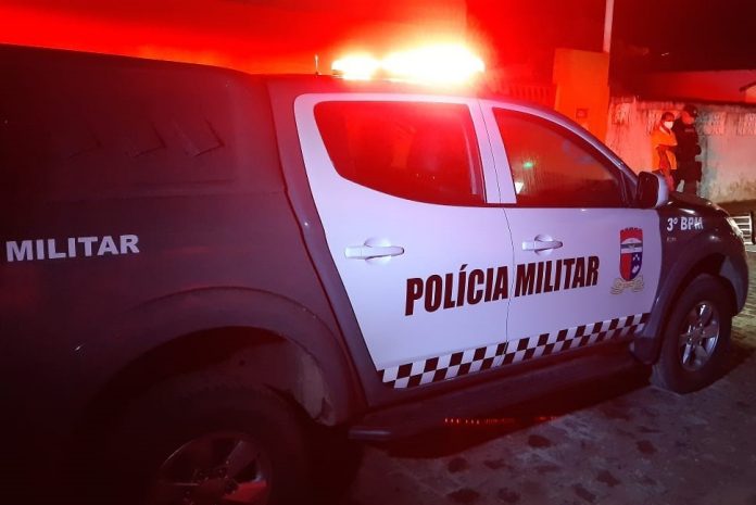 Três homens são assassinados a tiros em estrada na Grande Natal