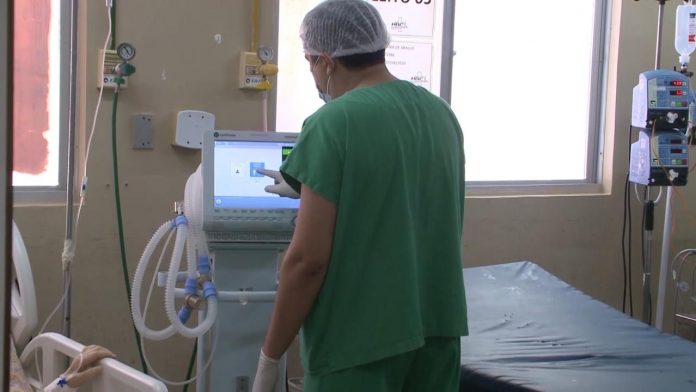 TRF5 reforma decisão e mantém seleção para profissionais de saúde, em João Pessoa