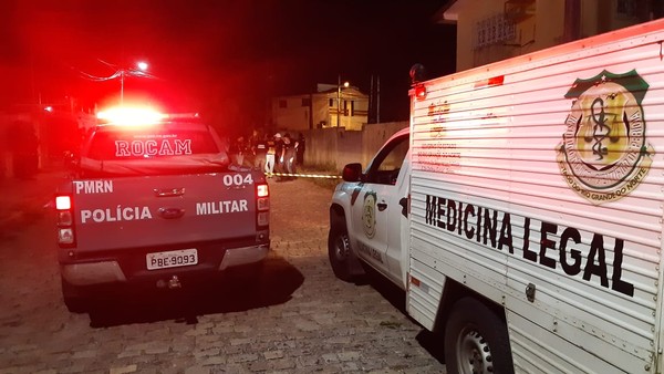 25/26 Homicídios em Mossoró 2021: Duas pessoas são assassinadas a tiros no Conjunto Odete Rosado