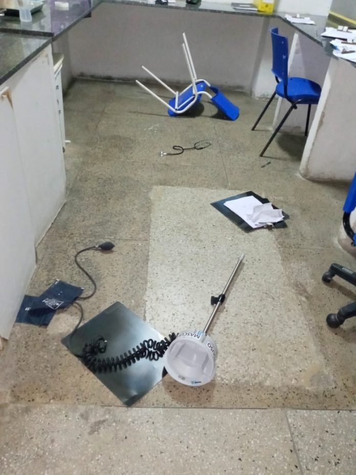 Paciente agride técnico de enfermagem dentro de hospital em Mossoró