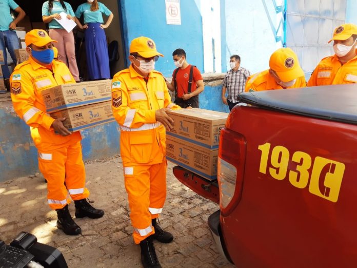 Secretaria de Saúde começa distribuição de novo lote de vacinas contra Covid-19 a municípios do RN