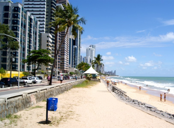 Com mais de 95% das UTIs ocupadas, Pernambuco anuncia quarentena a partir do dia 18