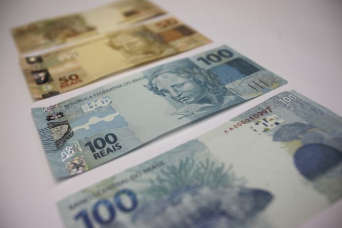 Câmara de vereadores sugere criação de auxílio emergencial de R$ 100 em Natal por causa da pandemia