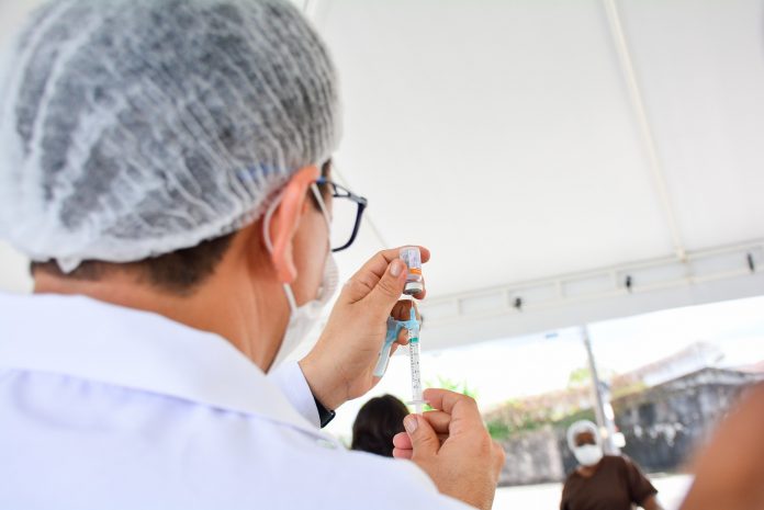 Novas doses de vacinas contra a Covid-19 chegam ao RN nesta sexta (23)