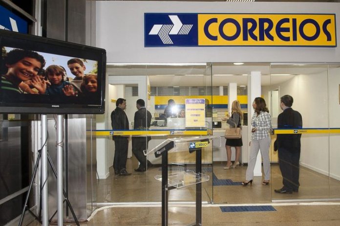 Câmara aprova urgência do projeto de privatização dos Correios