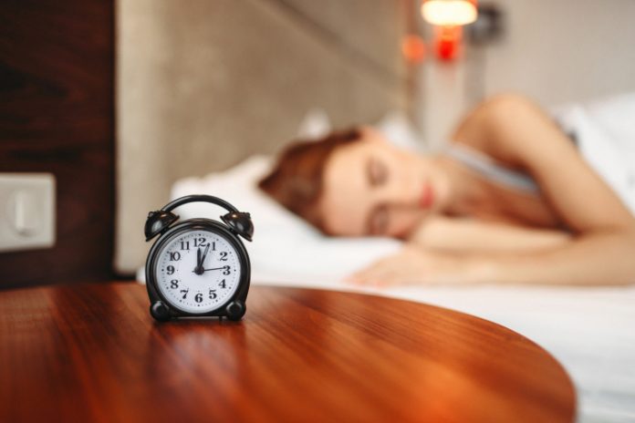 Quantidade de horas adequadas e dificuldade para dormir: Confira dúvidas sobre o sono