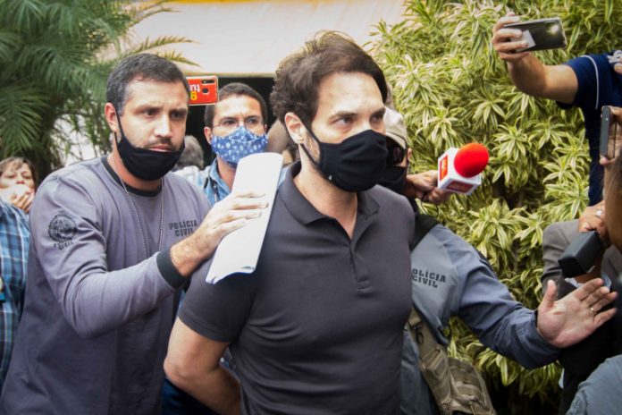 Dr. Jairinho é indiciado por tortura contra filha de ex-namorada