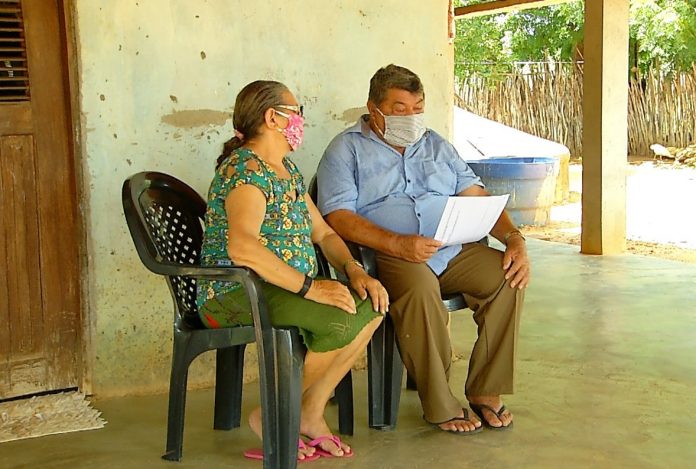 Em Mossoró, assentados rurais recebem título de terra depois de 25 anos de espera