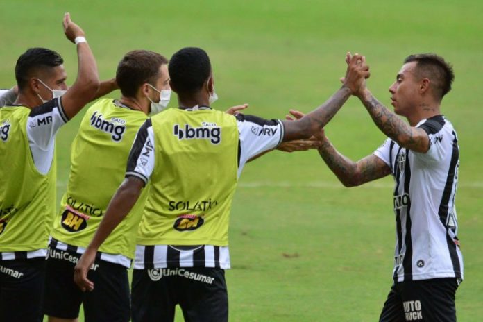 Atlético-MG vence o Boa Esporte de virada e garante liderança do Campeonato Mineiro