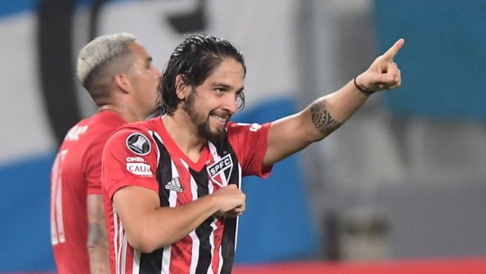 Libertadores: Benítez e De Arrascaeta concorrem ao prêmio de melhor da semana