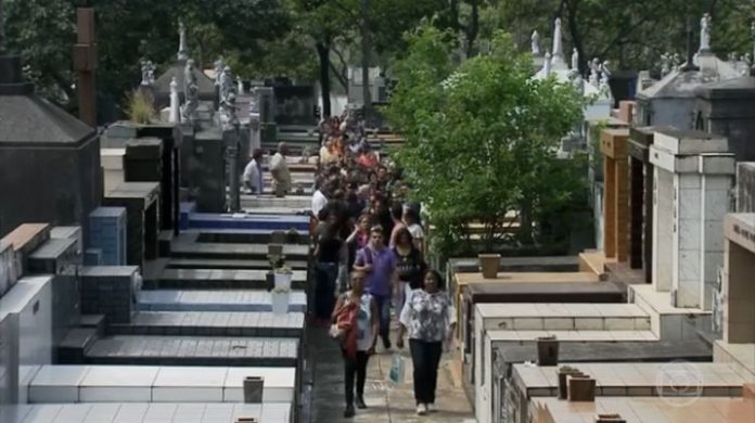 Pela primeira vez na história, São Paulo registra mês com mais mortes do que nascimentos