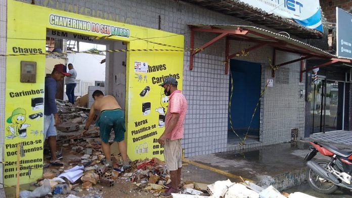 Defesa Civil interdita cinco imóveis após explosão na Zona Leste de Natal