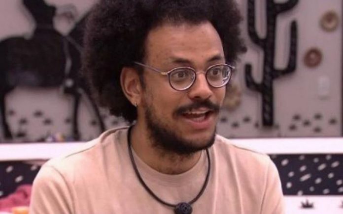 ‘BBB 21’: Mãe de João Luiz explica por que ele travou diante de uma atitude racista