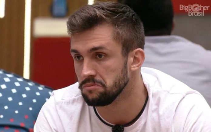Mãe de Arthur coloca Juliette em primeiro lugar no pódio de finalistas do ‘BBB 21’