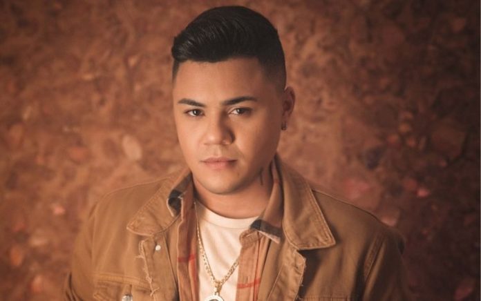 Após clipe juntos, Felipe Araújo diz que não conhece Thaís, do ‘BBB 21’