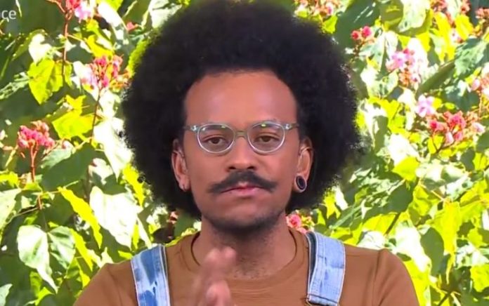 Fora do ‘BBB 21’, João Luiz diz que acha Gilberto fofoqueiro e comenta polêmica com Rodolffo