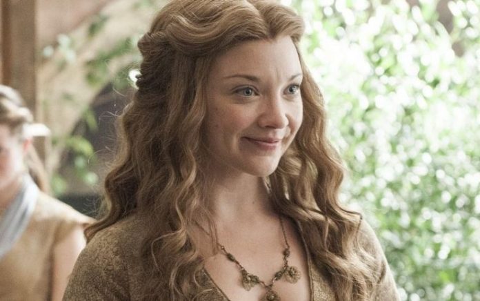 Atriz de ‘Game of Thrones’ revela que engravidou na pandemia e filha nasceu em janeiro