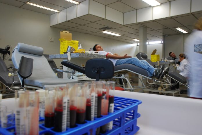 Com baixo estoque de sangue, Hemocentro da Paraíba pede doações para antes do feriado