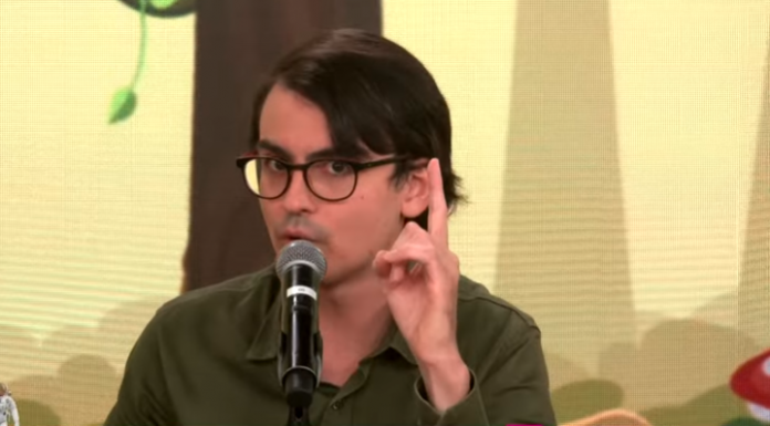 Após boatos, Dudu Camargo revela se foi demitido do SBT