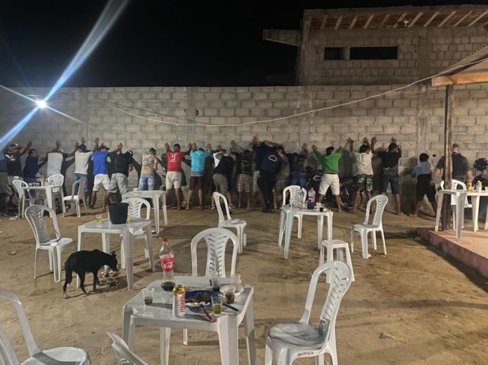 Festa clandestina com mais de 15 pessoas é encerrada pela Polícia Militar em Campina Grande