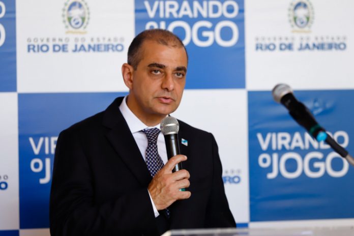 Ex-secretário de Saúde do RJ, Edmar Santos é ouvido em tribunal do impeachment de Witzel