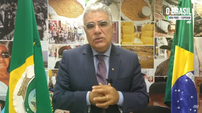 Eduardo Girão aposta nas reformas para que o Estado brasileiro se torne eficiente