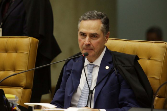 Barroso diz que consultou colegas do STF antes de mandar Senado instalar CPI da Covid-19