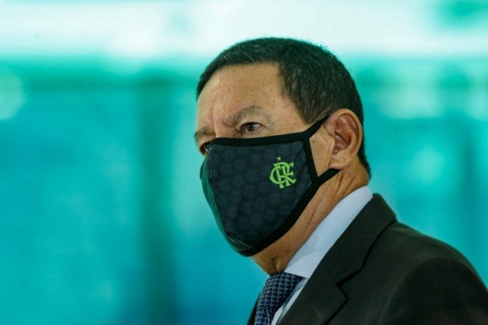 Hamilton Mourão diz que queda no desmatamento será gradual