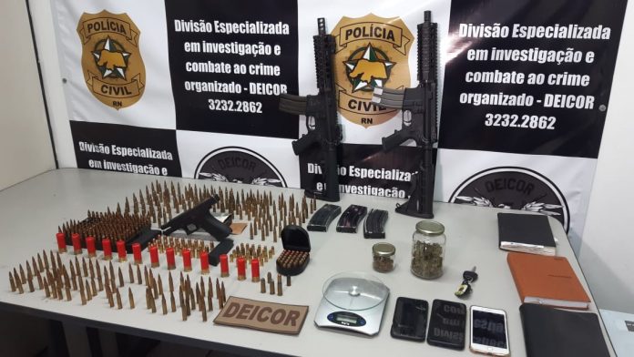 Polícia Civil prende dois homens e apreende dois fuzis no interior do RN