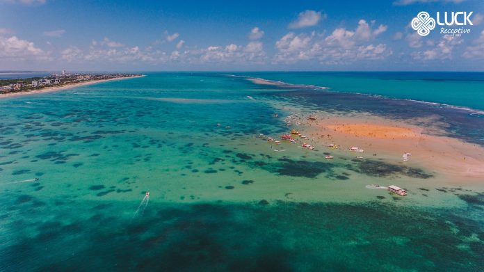 Piscinas naturais e Areia Vermelha são reabertas para visitação na PB