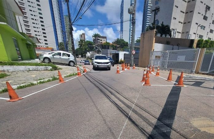 Projeto de sinalização horizontal é iniciado no Jardim Luna, em João Pessoa