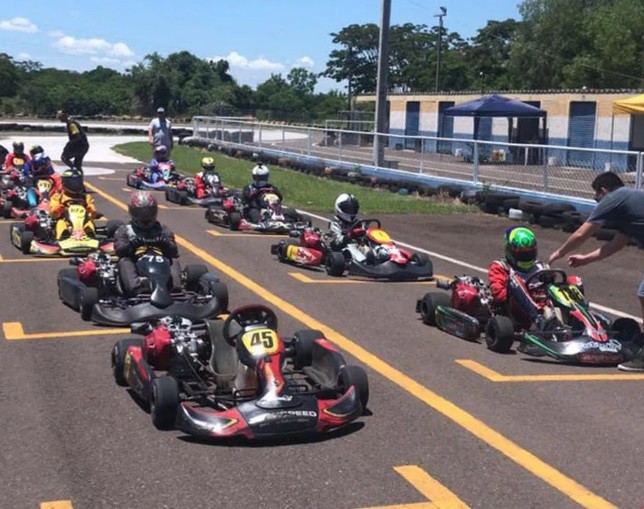 Lei estabelece normas gerais para o funcionamento de pistas de kart na Paraíba