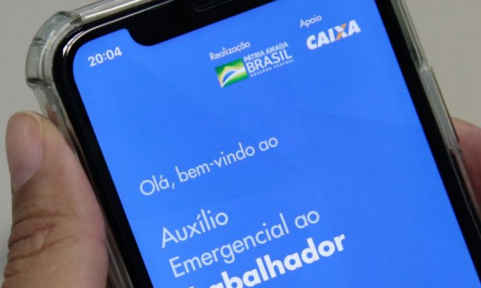 Trabalhadores que ficaram fora do auxílio emergencial podem contestar decisão