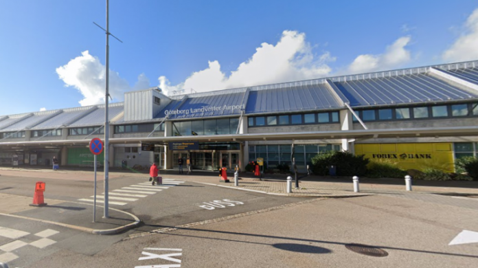 Polícia da Suécia investiga ameaça de bomba em avião