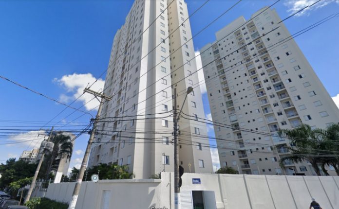 Polícia investiga como ‘morte suspeita’ queda de menino de 3 anos do 10º andar de prédio em SP