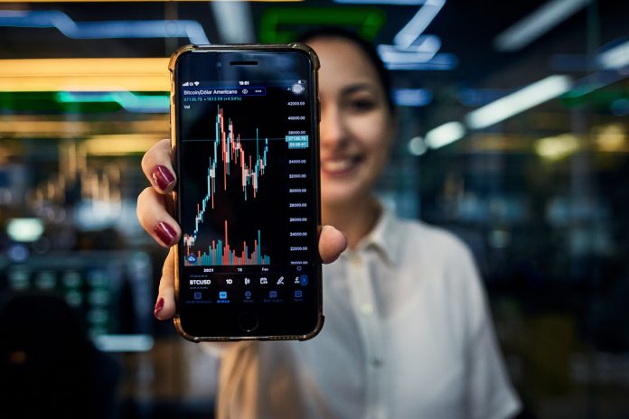 De forma simples: como começar a investir em bitcoin?