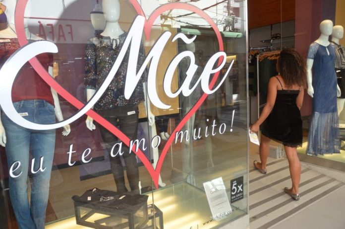 Natalenses pretendem gastar mais com presente de Dia das Mães em 2021, diz Fecomércio