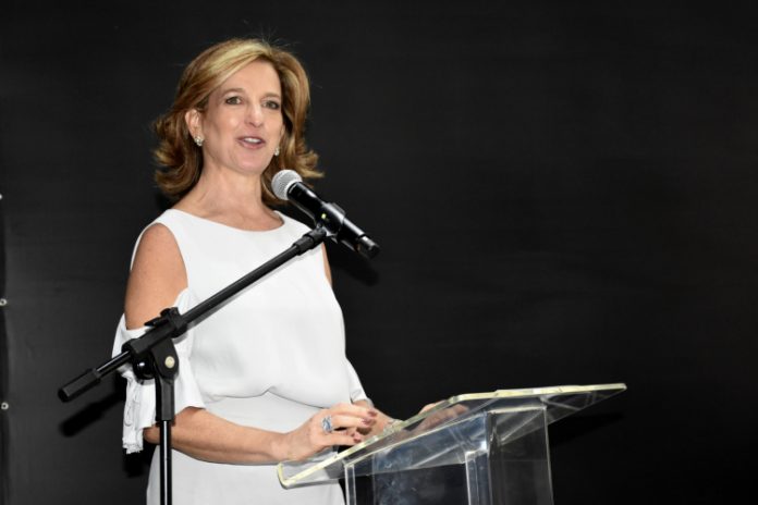 ‘É importante pensar no próximo’, diz secretária sobre campanha ‘Vacina Contra a Fome’ em SP