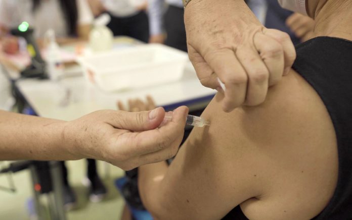 Mais de 40,2 mil pessoas, na PB, precisam tomar a segunda dose de vacina contra a Covid-19