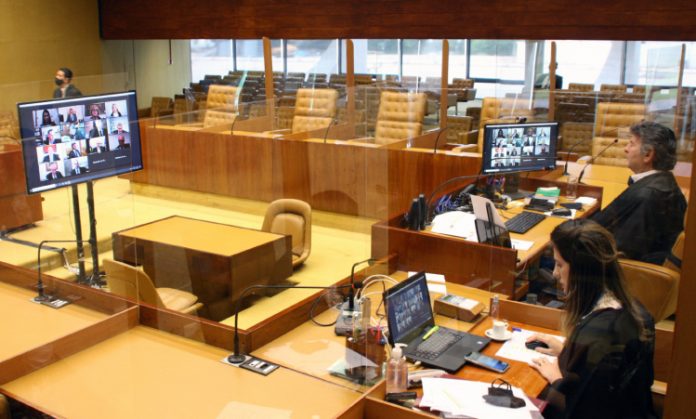 AO VIVO: STF julga presença de público em missas e cultos pelo país; acompanhe