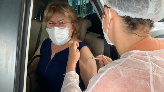 Prefeitura de Natal altera calendário de vacinação de profissionais da saúde; veja mudanças