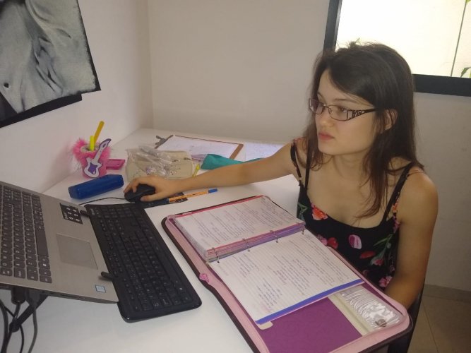 Após decisão judicial, adolescente que adotou ‘homeschooling’ é impedida de se matricular na USP