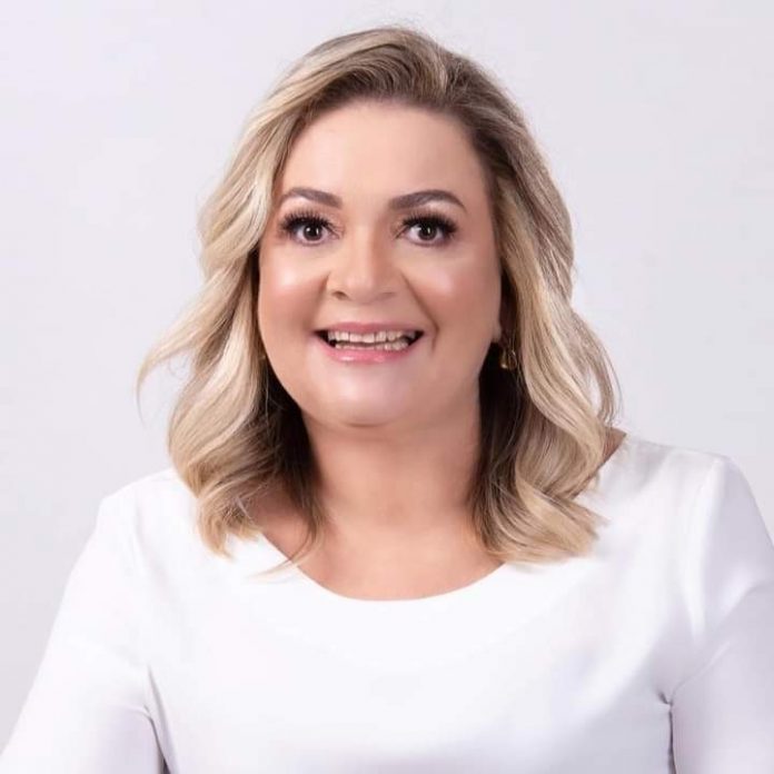 Prefeita de Rio Tinto, na Paraíba, se afasta do cargo para realizar tratamento contra Covid-19