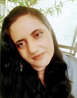 Jornalista e gestora escolar Adriana Braz morre vítima de Covid-19, em Campina Grande