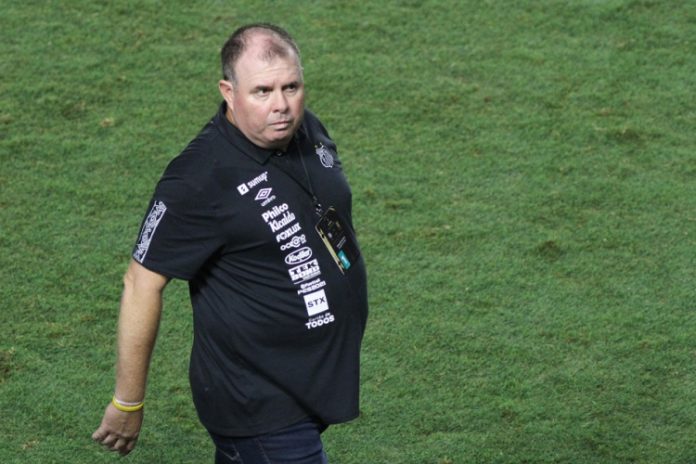 Marcelo Fernandes explica por que o Santos está brigando contra o rebaixamento no Paulistão